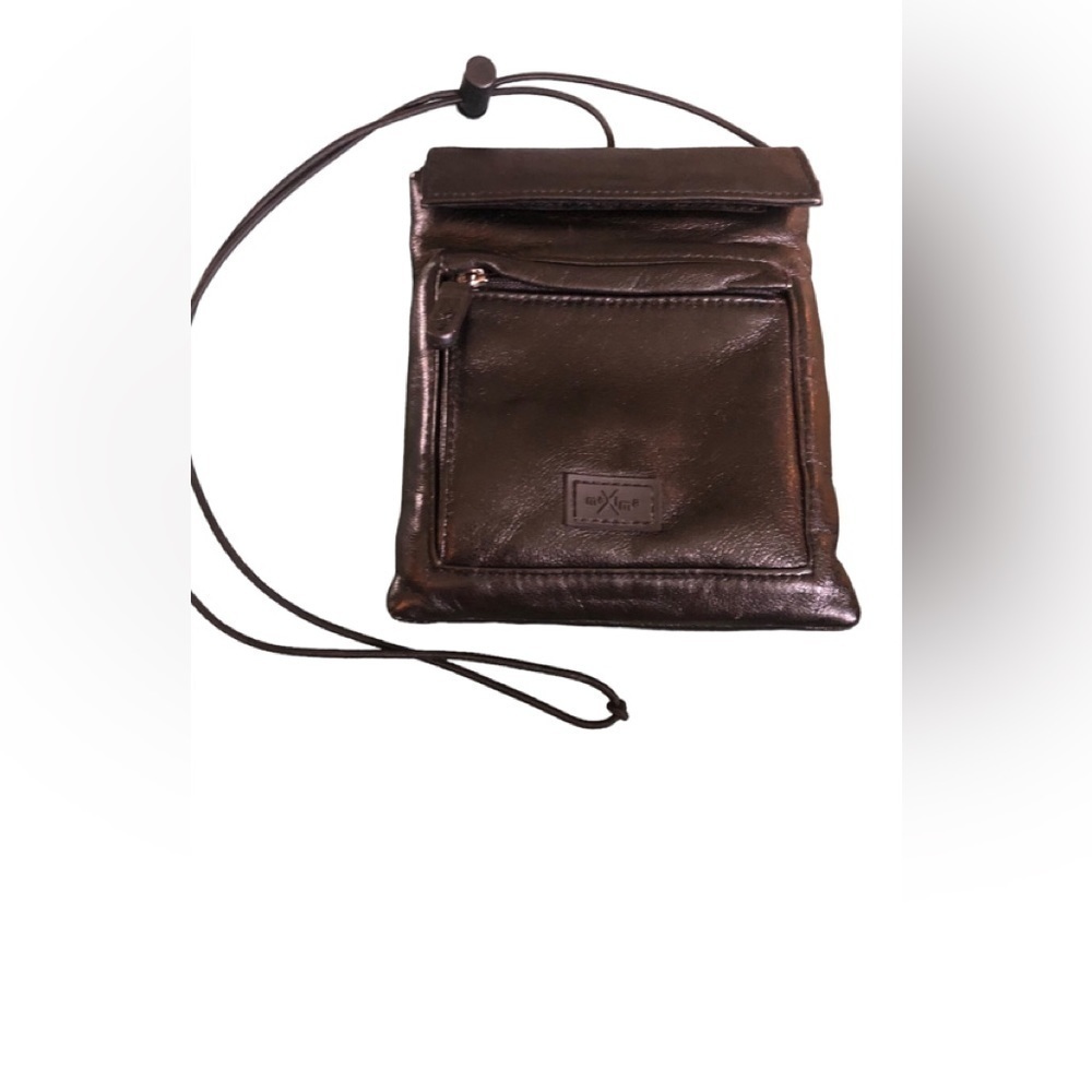 Wilson Maxima Black Small Leather Crossbody Bag Pockets 7X5.5” Casual Hands Free